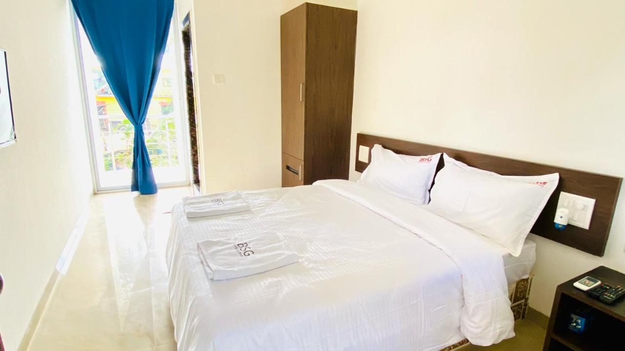 Bsg Stay - Turtle Beach Morjim Goa Exterior foto