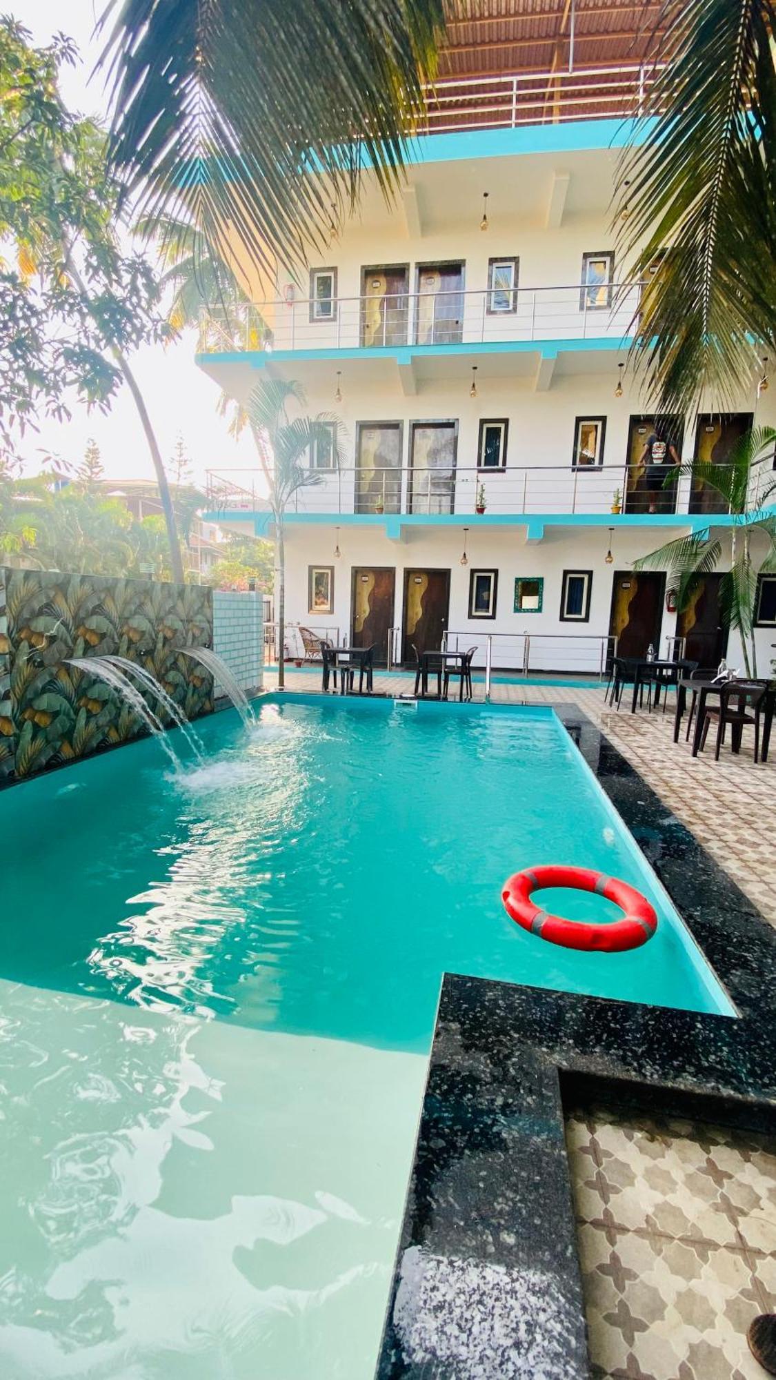 Bsg Stay - Turtle Beach Morjim Goa Exterior foto