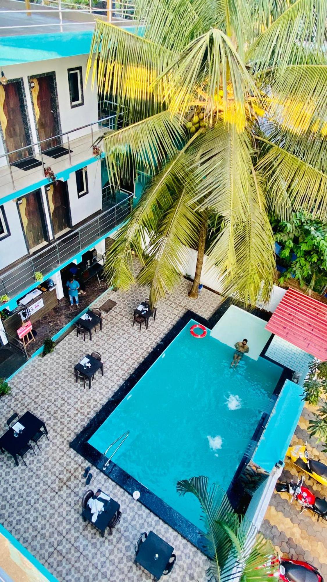 Bsg Stay - Turtle Beach Morjim Goa Exterior foto