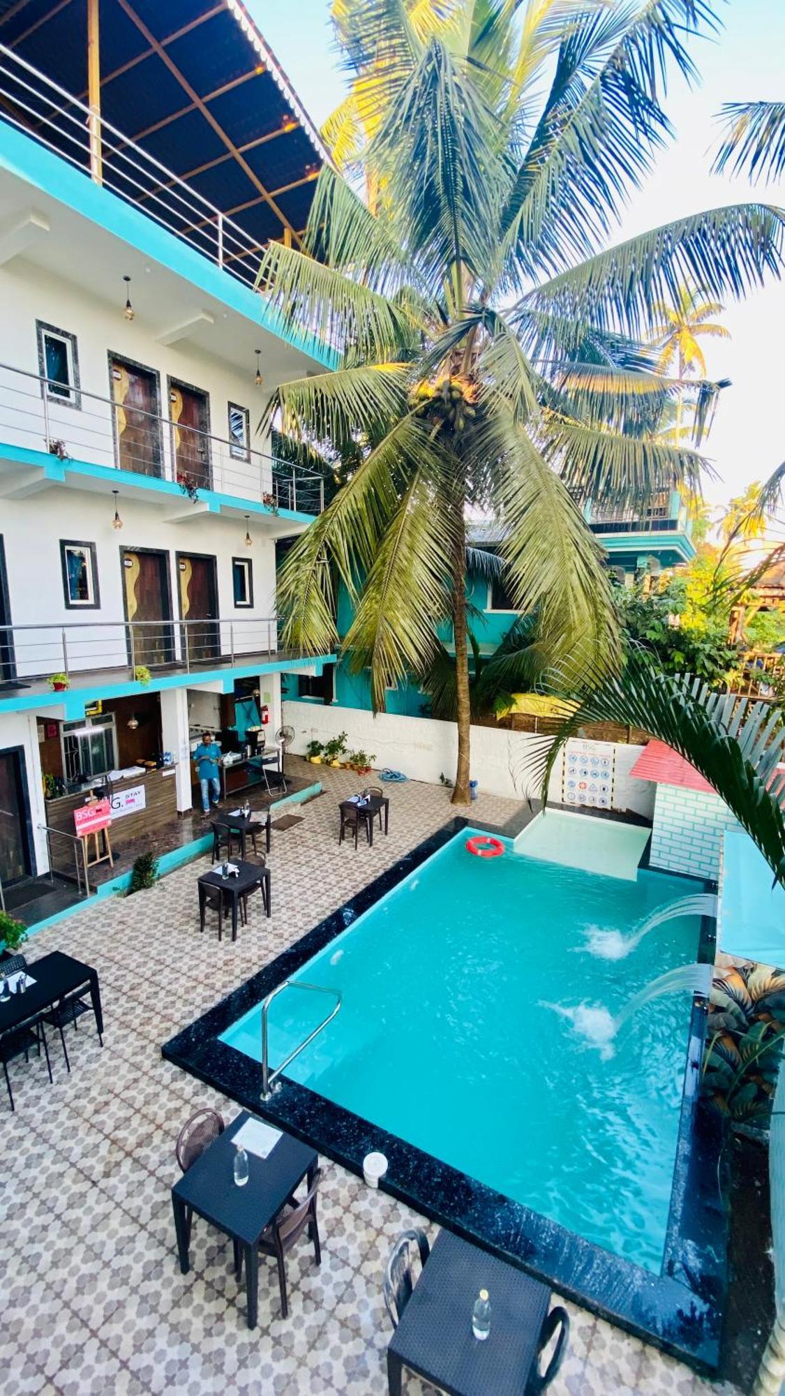 Bsg Stay - Turtle Beach Morjim Goa Exterior foto