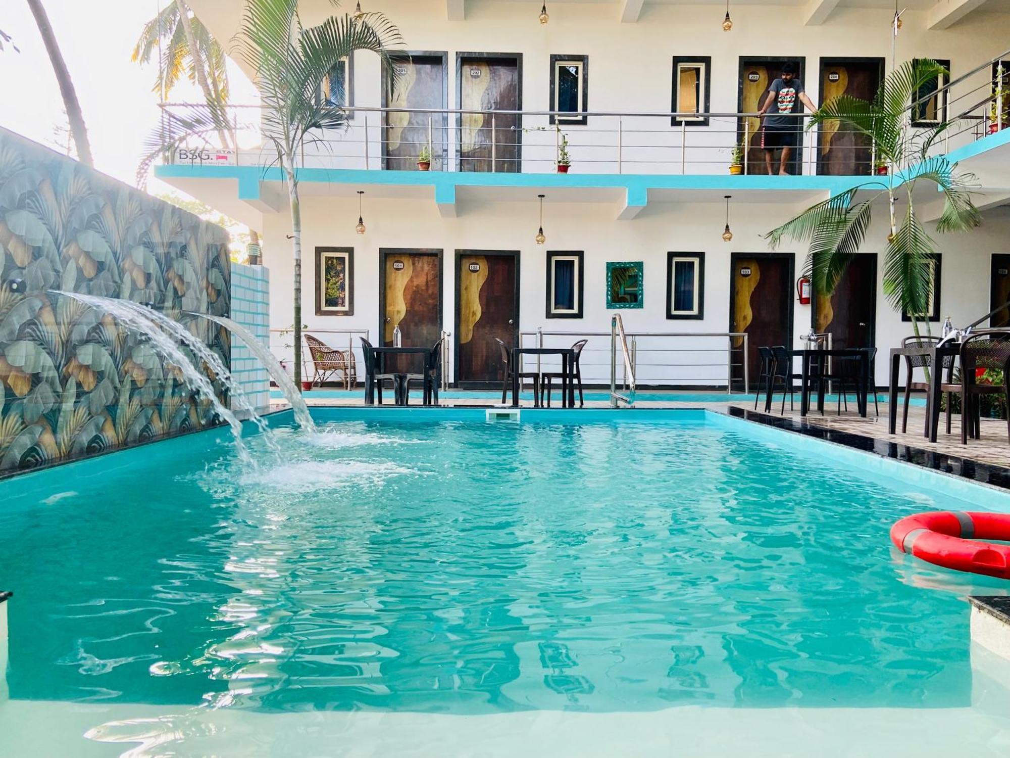 Bsg Stay - Turtle Beach Morjim Goa Exterior foto